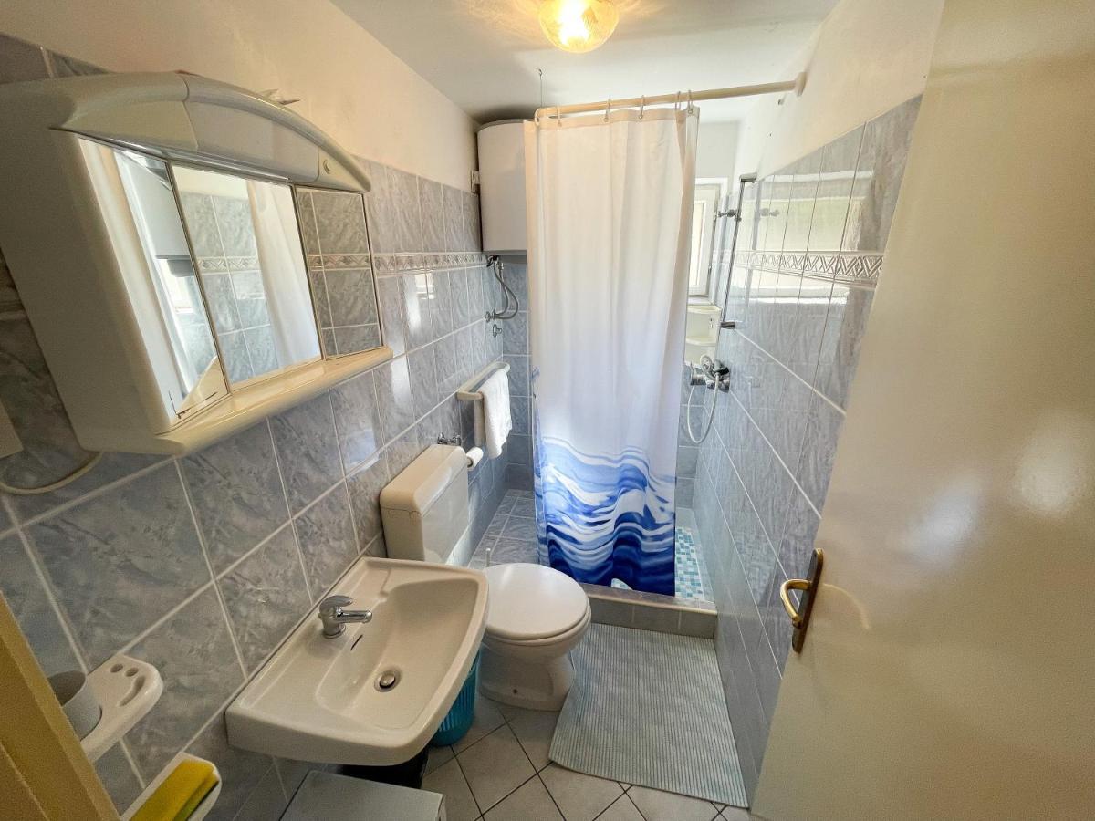 Apartmani Leonarda Jadranovo Εξωτερικό φωτογραφία