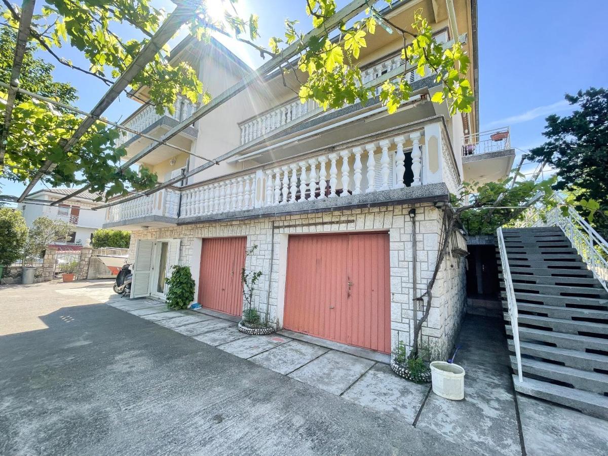 Apartmani Leonarda Jadranovo Εξωτερικό φωτογραφία