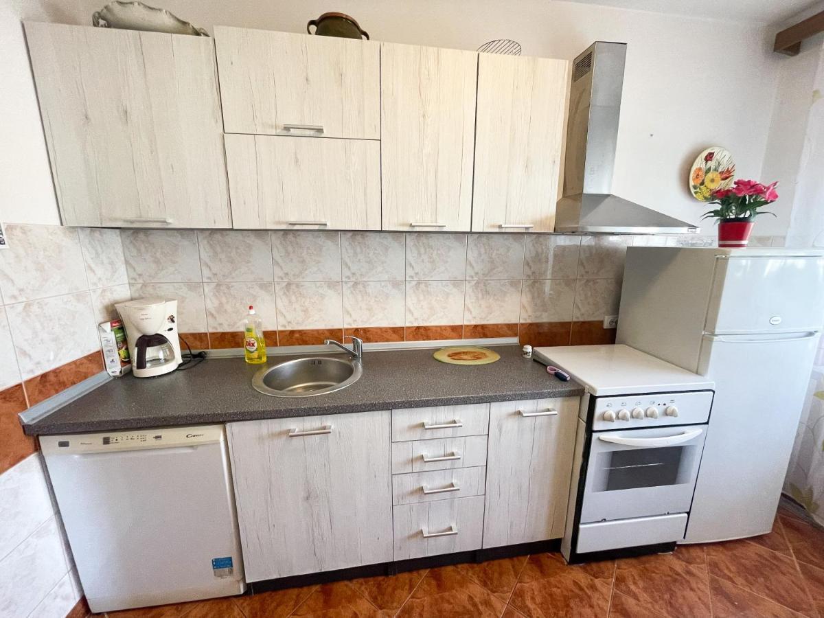 Apartmani Leonarda Jadranovo Εξωτερικό φωτογραφία