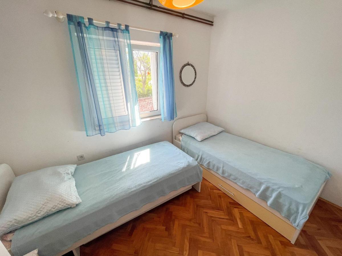 Apartmani Leonarda Jadranovo Εξωτερικό φωτογραφία