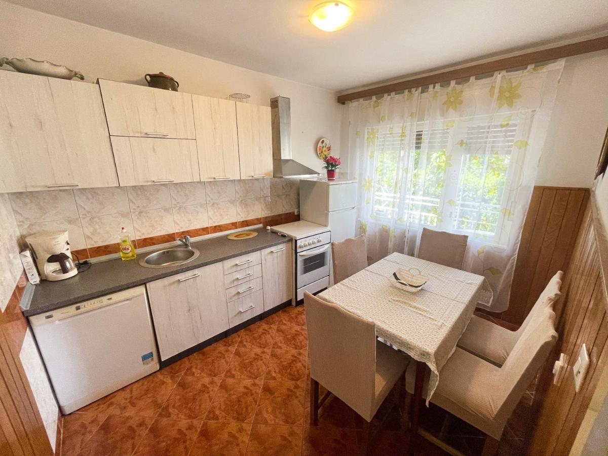 Apartmani Leonarda Jadranovo Εξωτερικό φωτογραφία